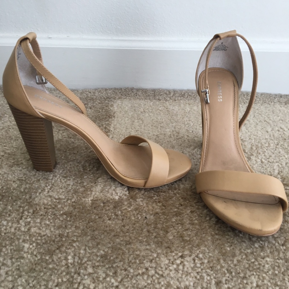 Express strappy heels sz 9